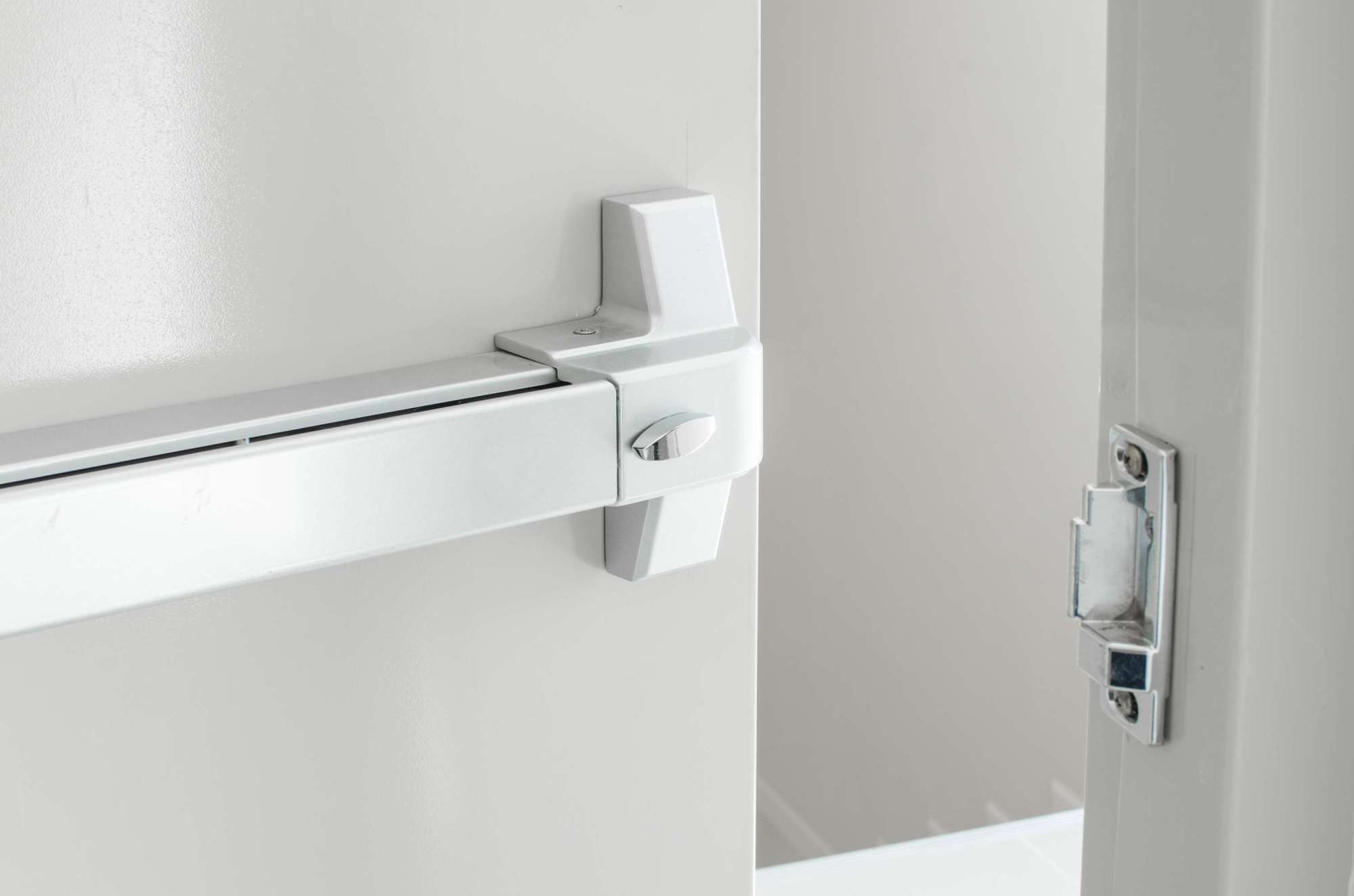 Phụ kiện cửa thoát hiểm