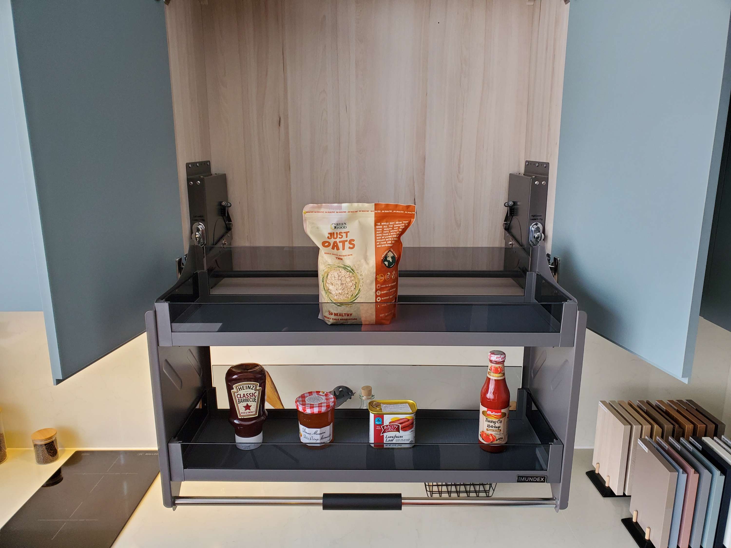 Kệ nâng hạ đựng đồ khô